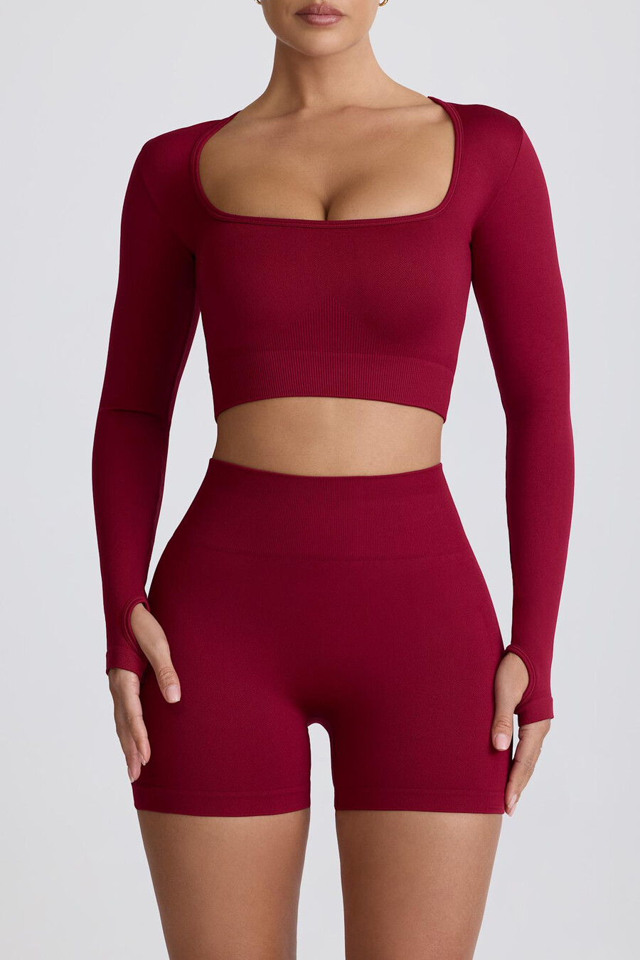 super sculpt naadloze mini-shorts met hoge taille in bordeauxrood