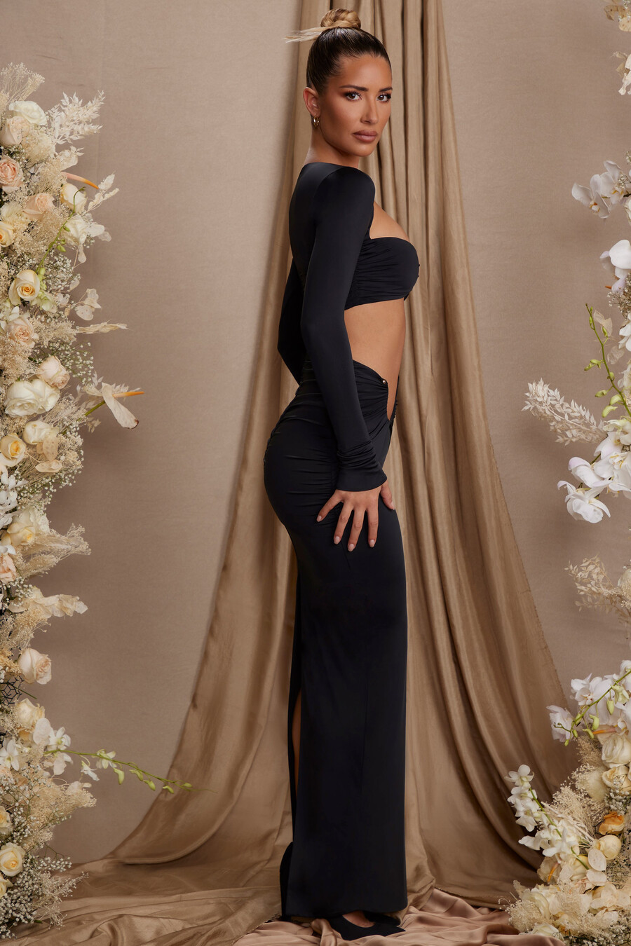 asymmetrische gedrapeerde maxi-rok in zwart