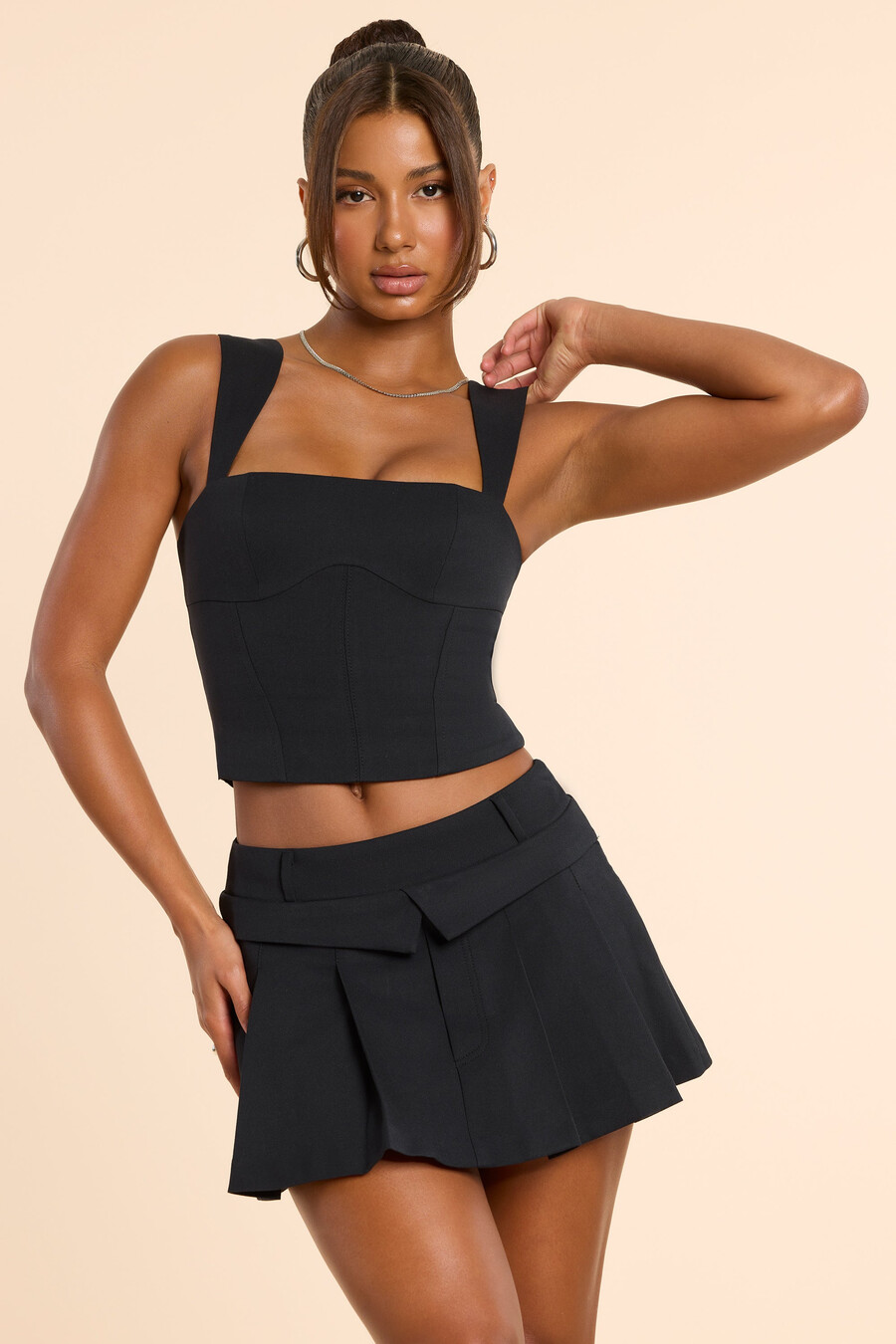 geplooide micro-minirok van geborstelde twill met middelhoge taille in zwart