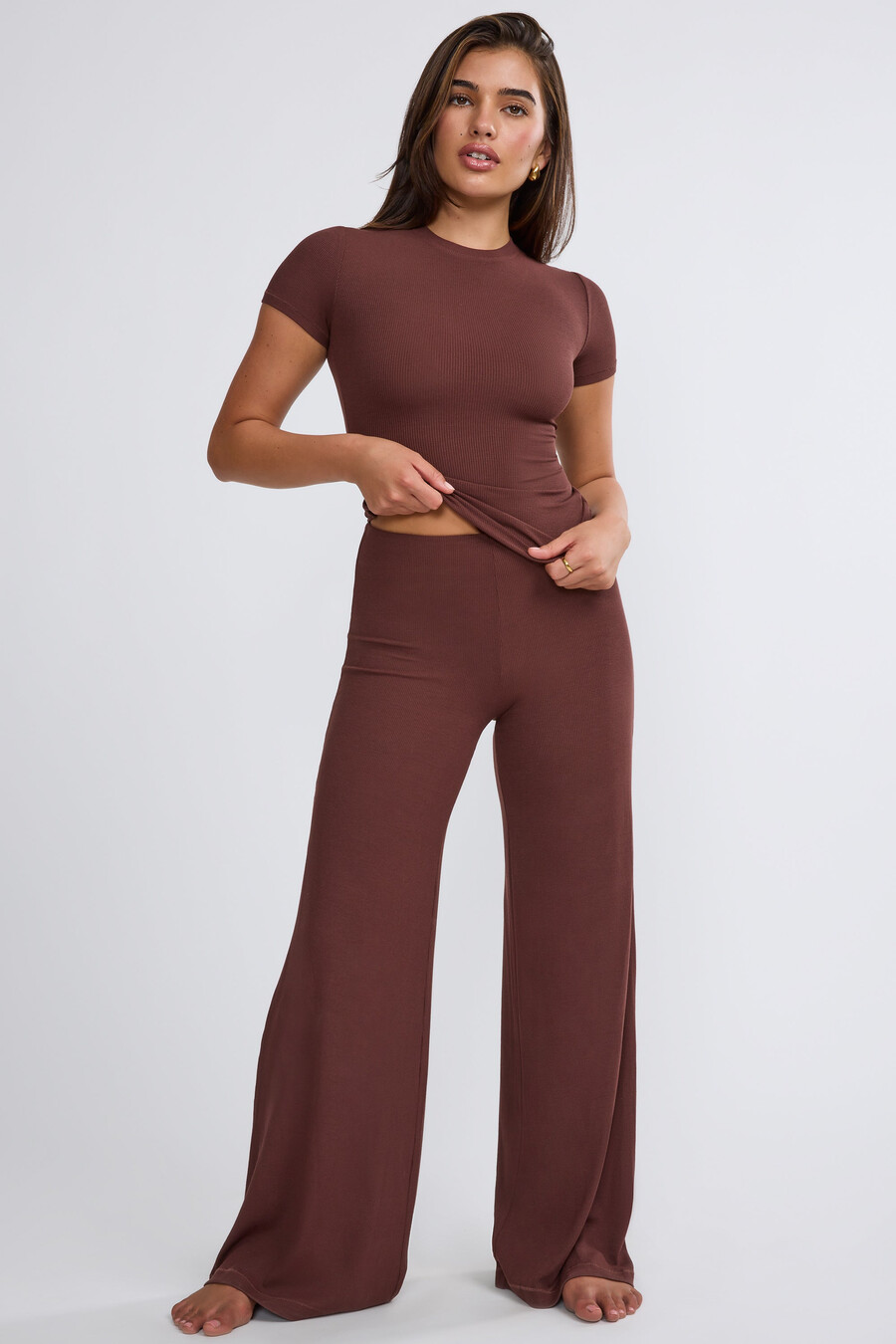 middelhoge taille wijde pijpen broek in chocoladebruin
