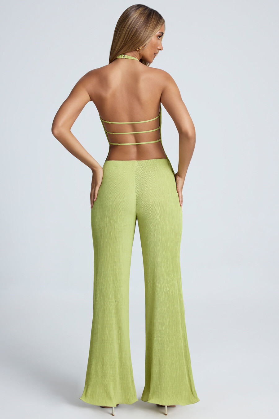 hoge taille broek met wijde pijpen in olijfgroen