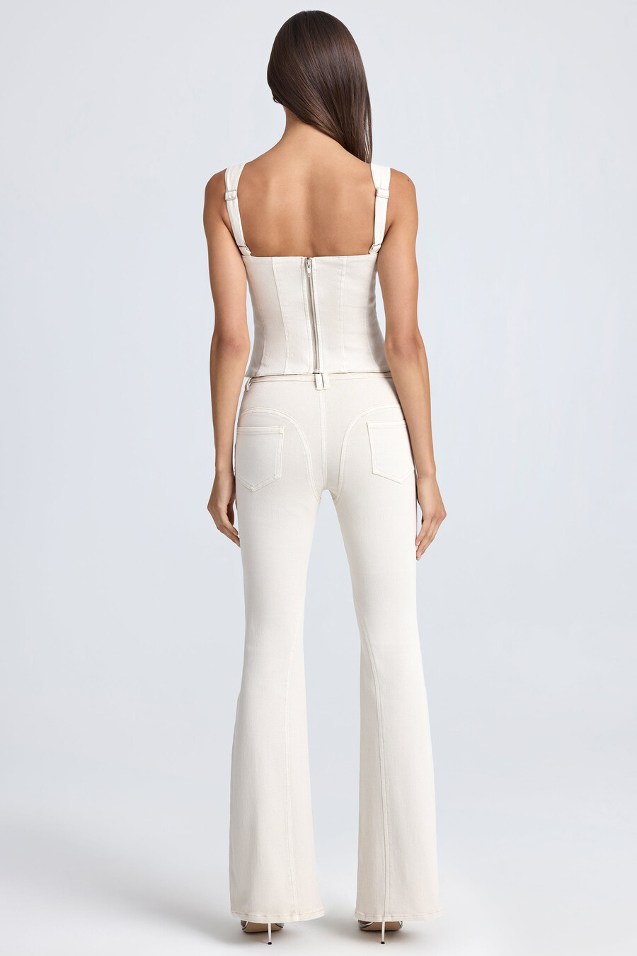 mid-rise flared jeans in ecru