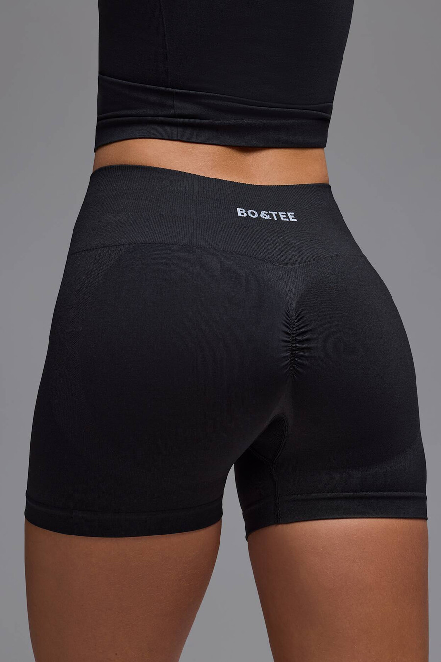 define luxe mini-shorts met hoge taille in zwart