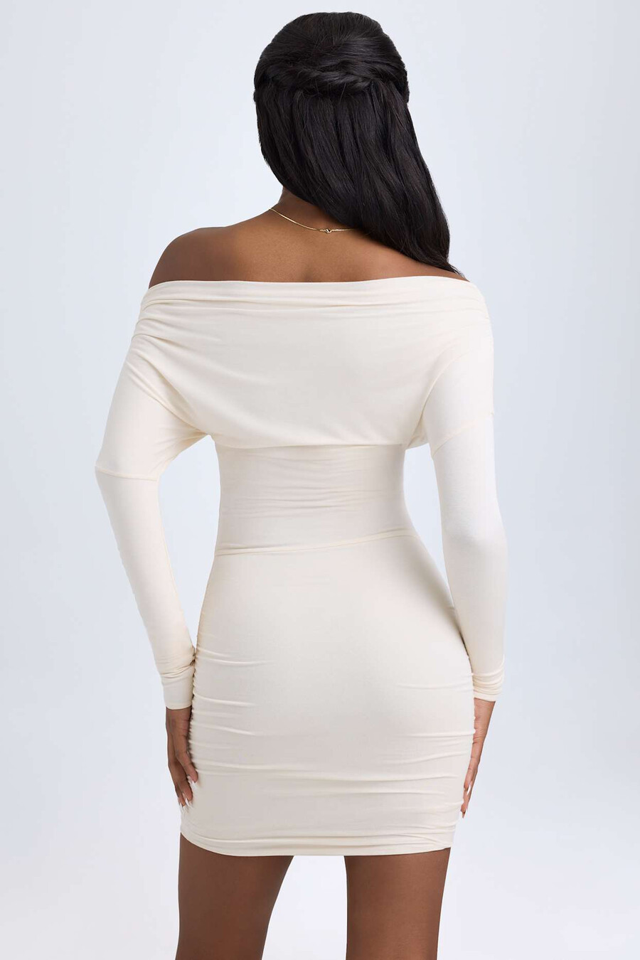 modal off-shoulder mini-jurk met plooien in ivoor