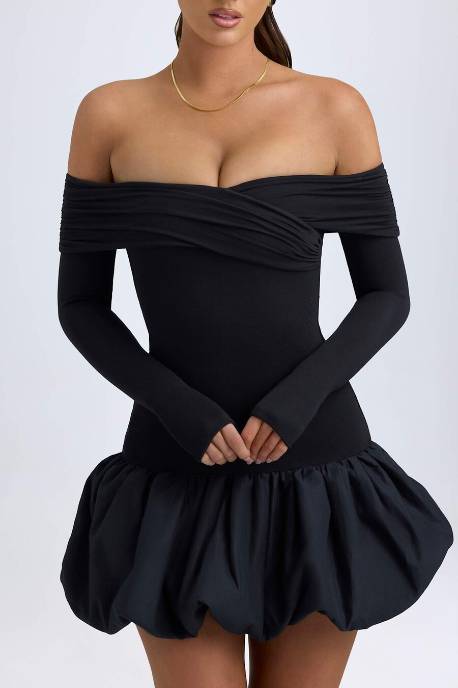 modal off-shoulder mini-jurk met ballonzoom in zwart
