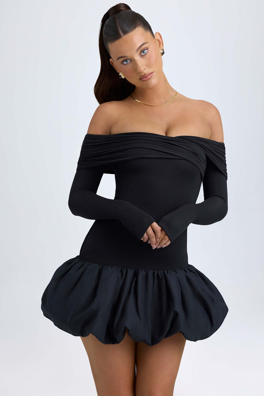 modal off-shoulder mini-jurk met ballonzoom in zwart