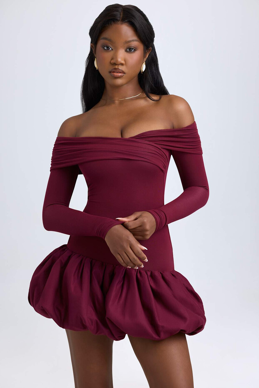 modal off-shoulder mini-jurk met ballonzoom in wijnrood