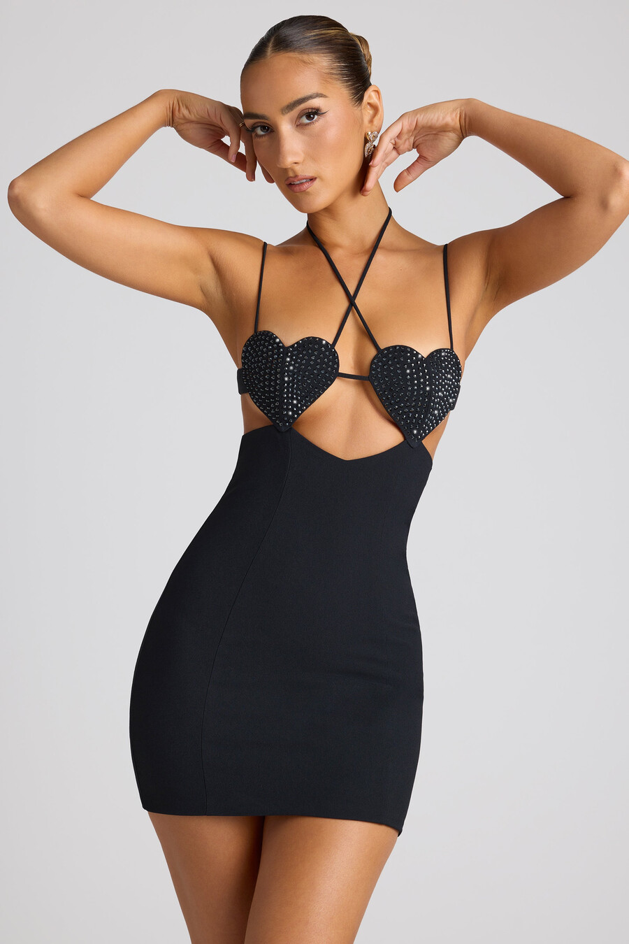 mini-jurk in zwart met hartvormige details