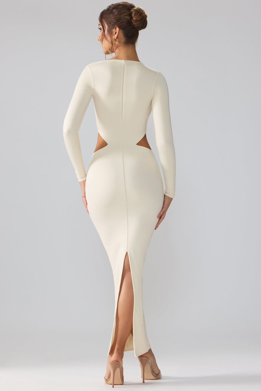 premium jersey maxi-jurk met lange mouwen en uitsnijdingen in ivoor