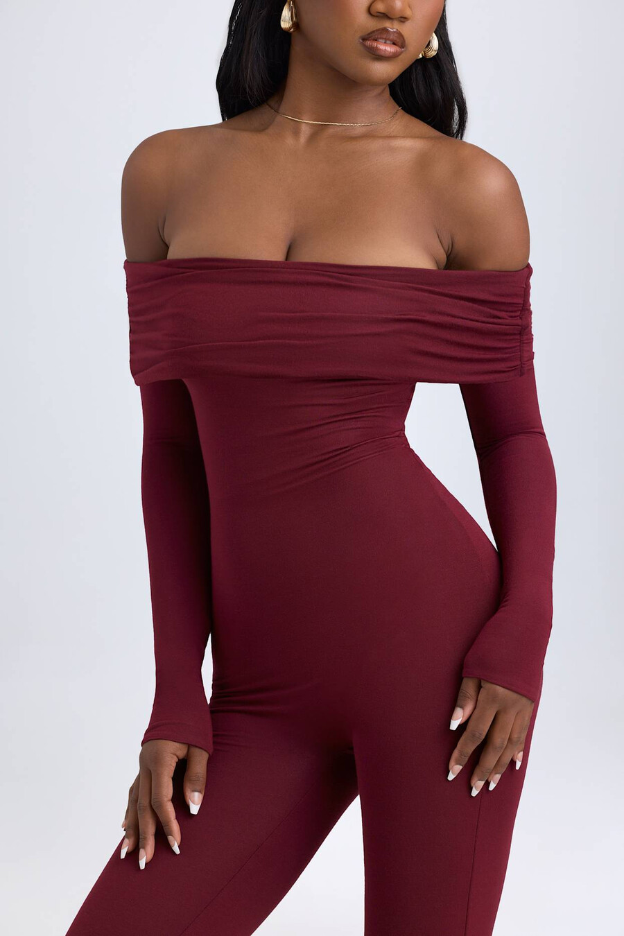 modal off-shoulder jumpsuit met ruches in wijnrood