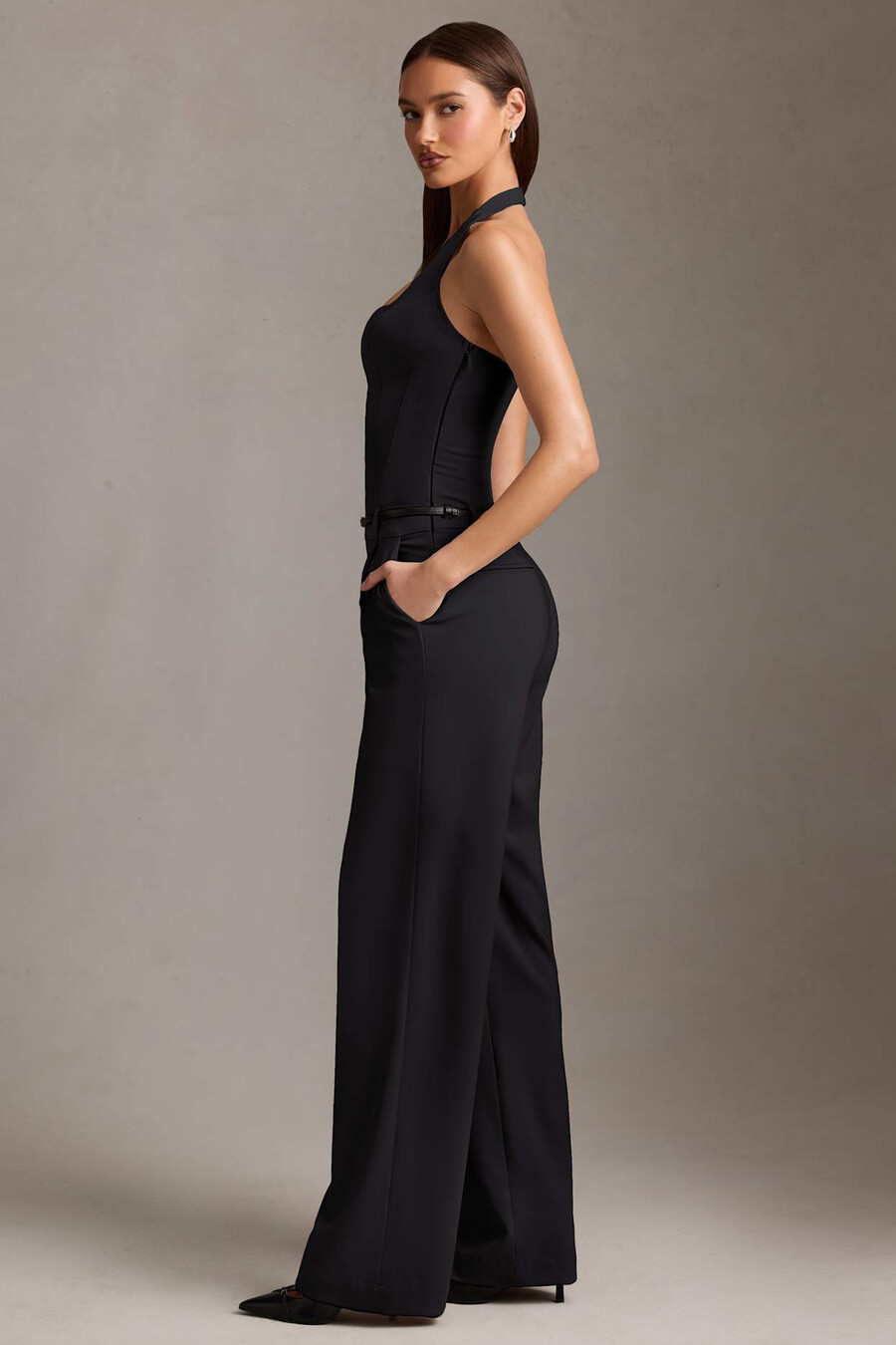jumpsuit met halternek en korsetdetails in zwart