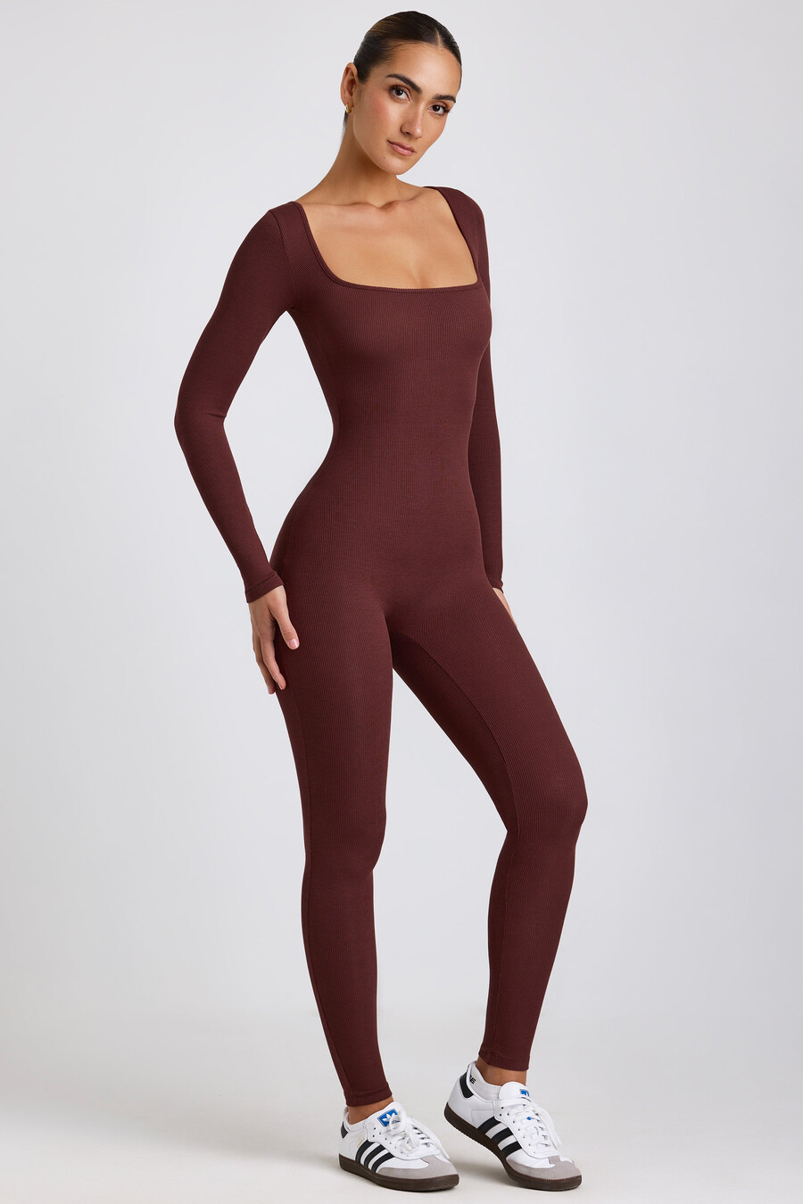 geribbelde modal jumpsuit met lange mouwen in espresso
