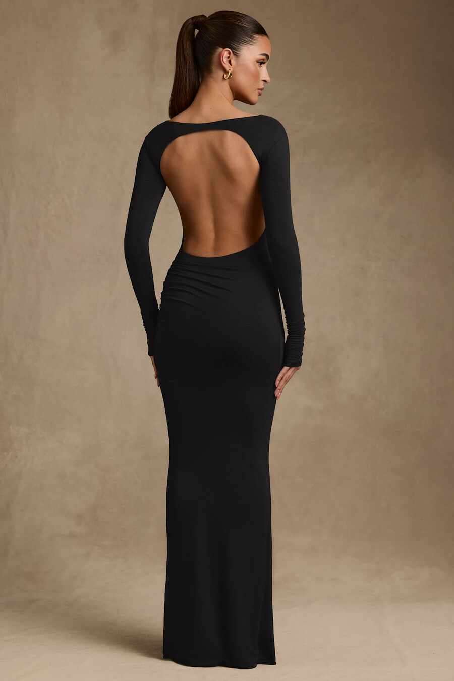 modal maxi-jurk met ruches en open rug in zwart