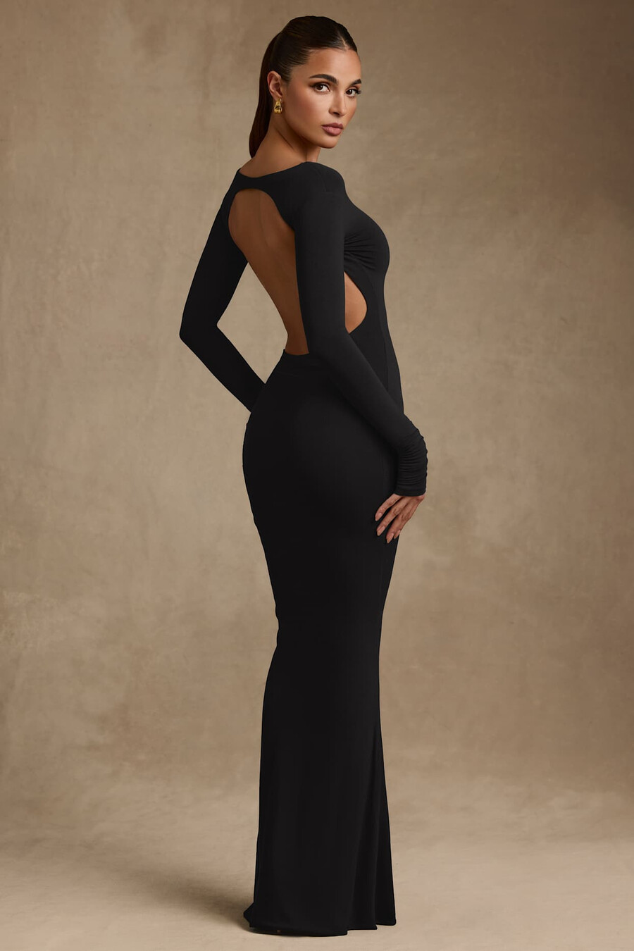 modal maxi-jurk met ruches en open rug in zwart