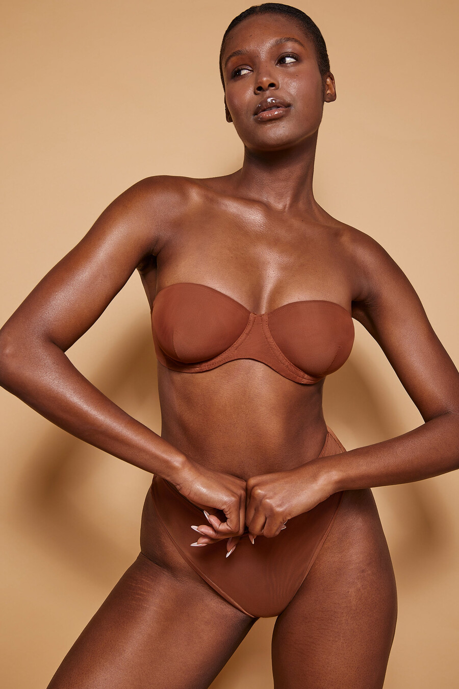 zachte mesh slip met hoge taille in kastanjebruin