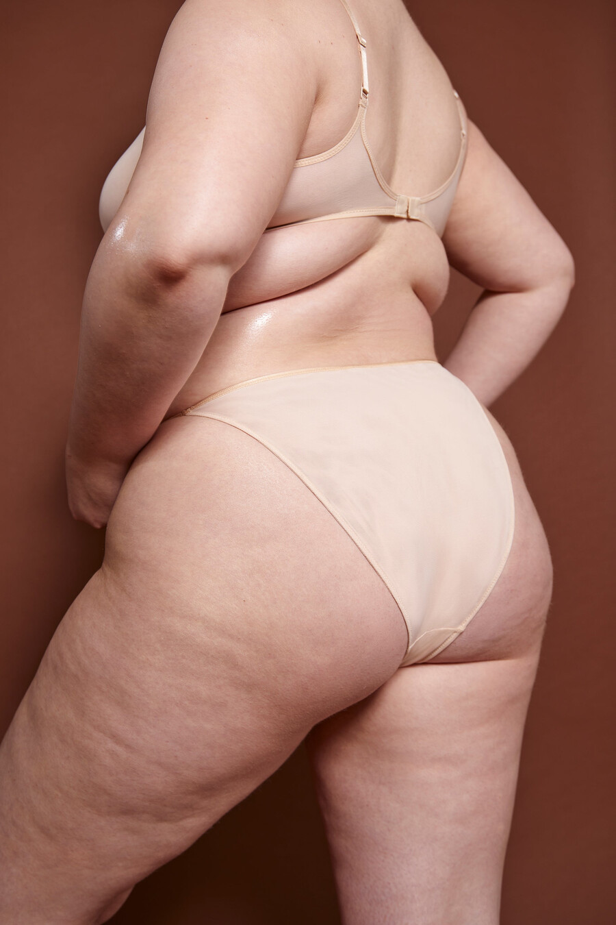 zachte mesh triangelbeha met één laag in beige
