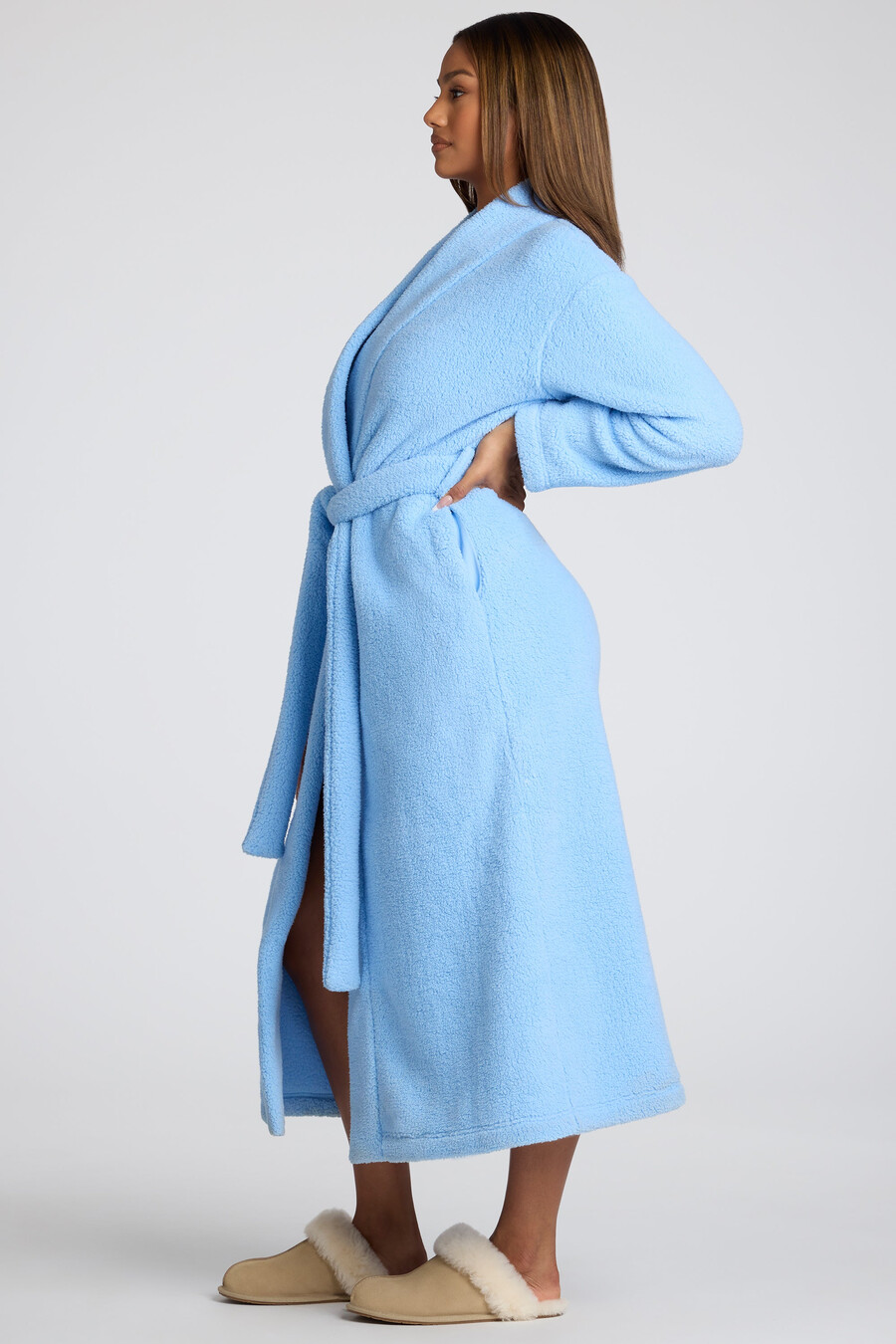fleece badjas met strik aan de voorkant in lichtblauw