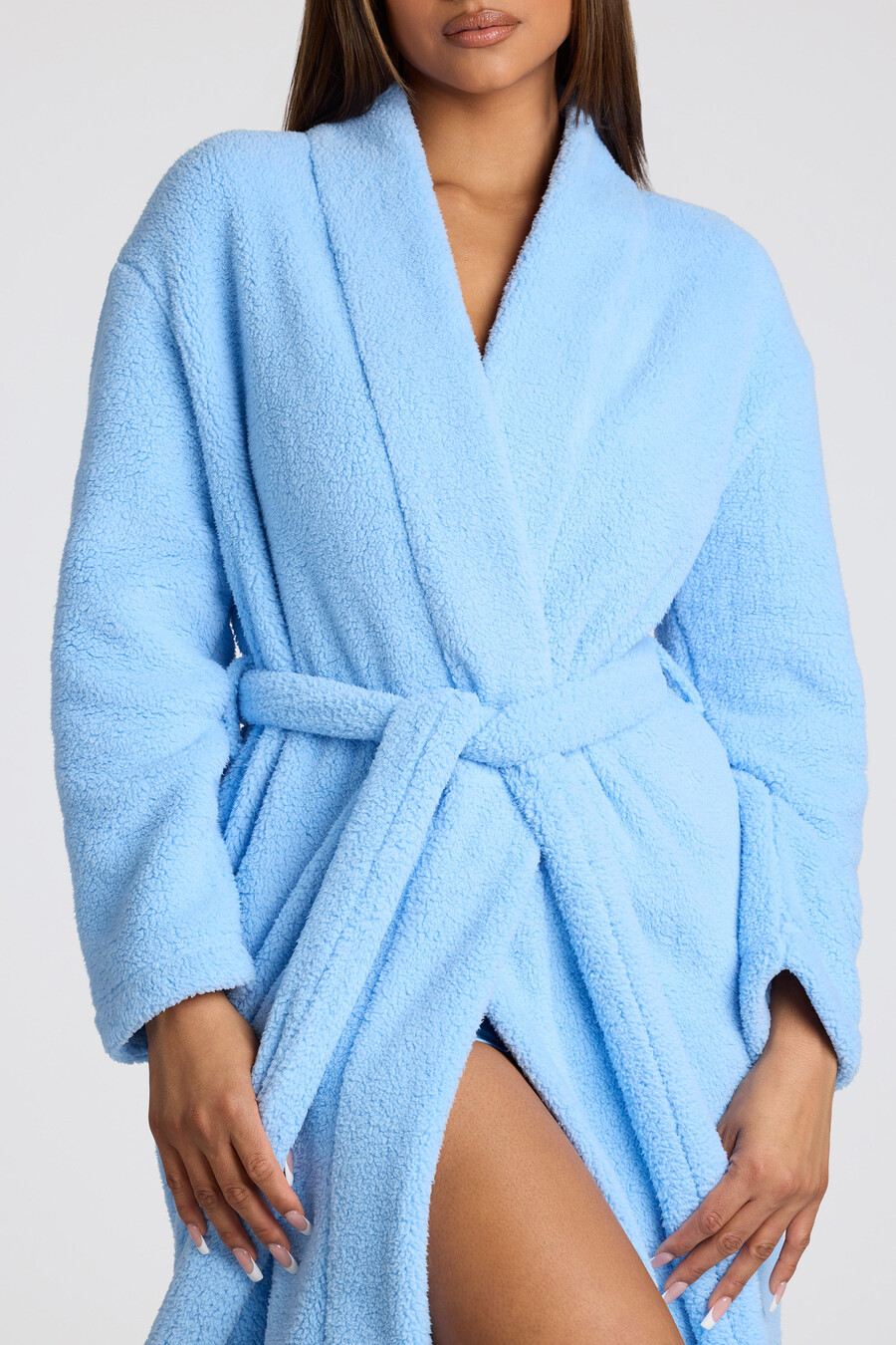 fleece badjas met strik aan de voorkant in lichtblauw