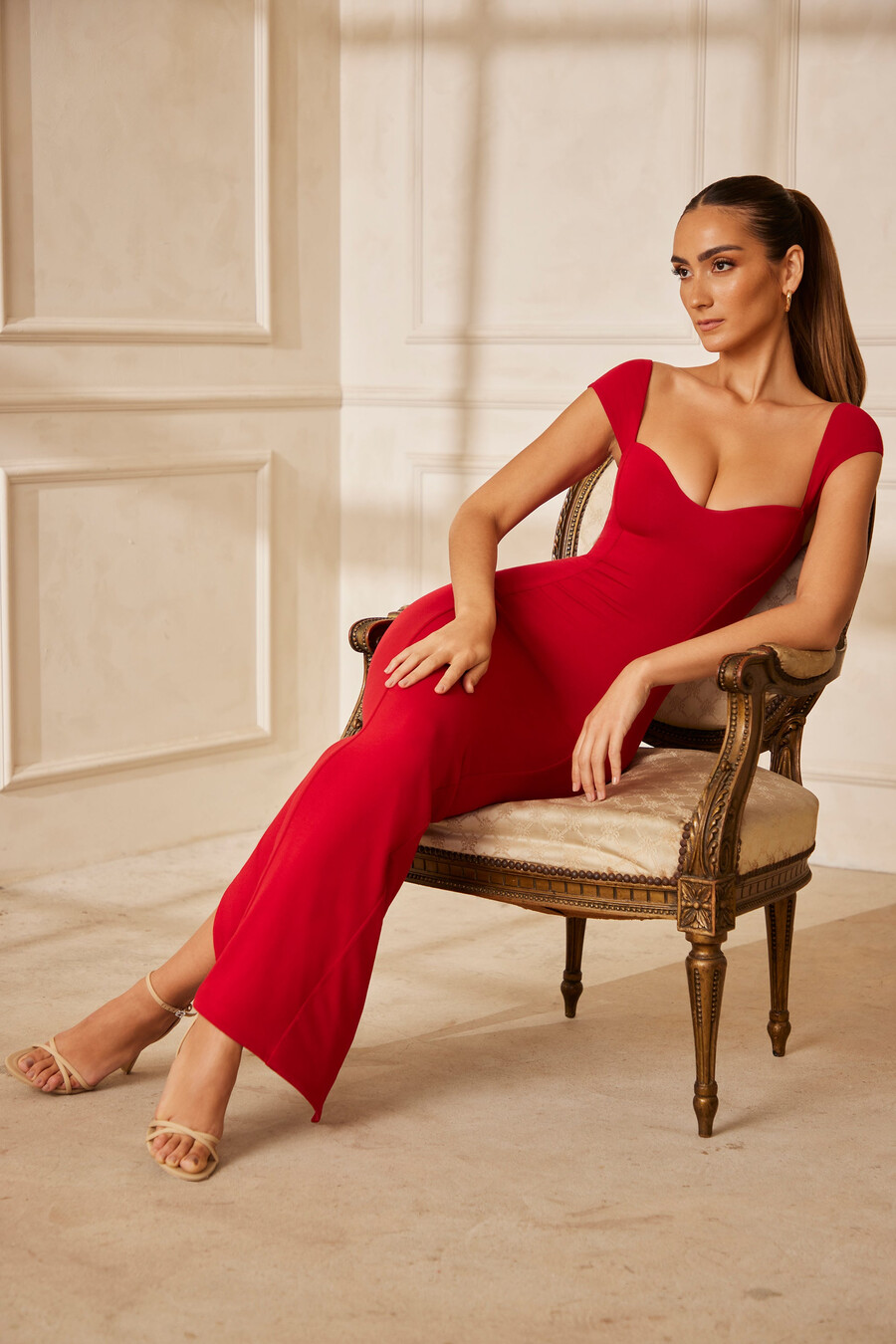 maxi-jurk met sweetheart-halslijn in rood