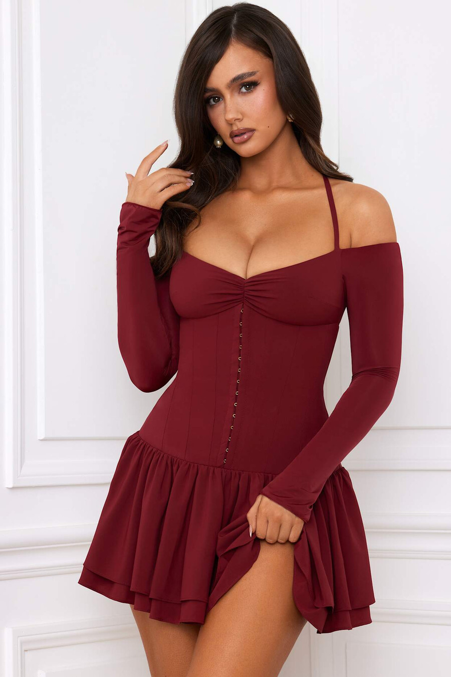 off-shoulder mini-jurk met gelaagd korset in bessenrood