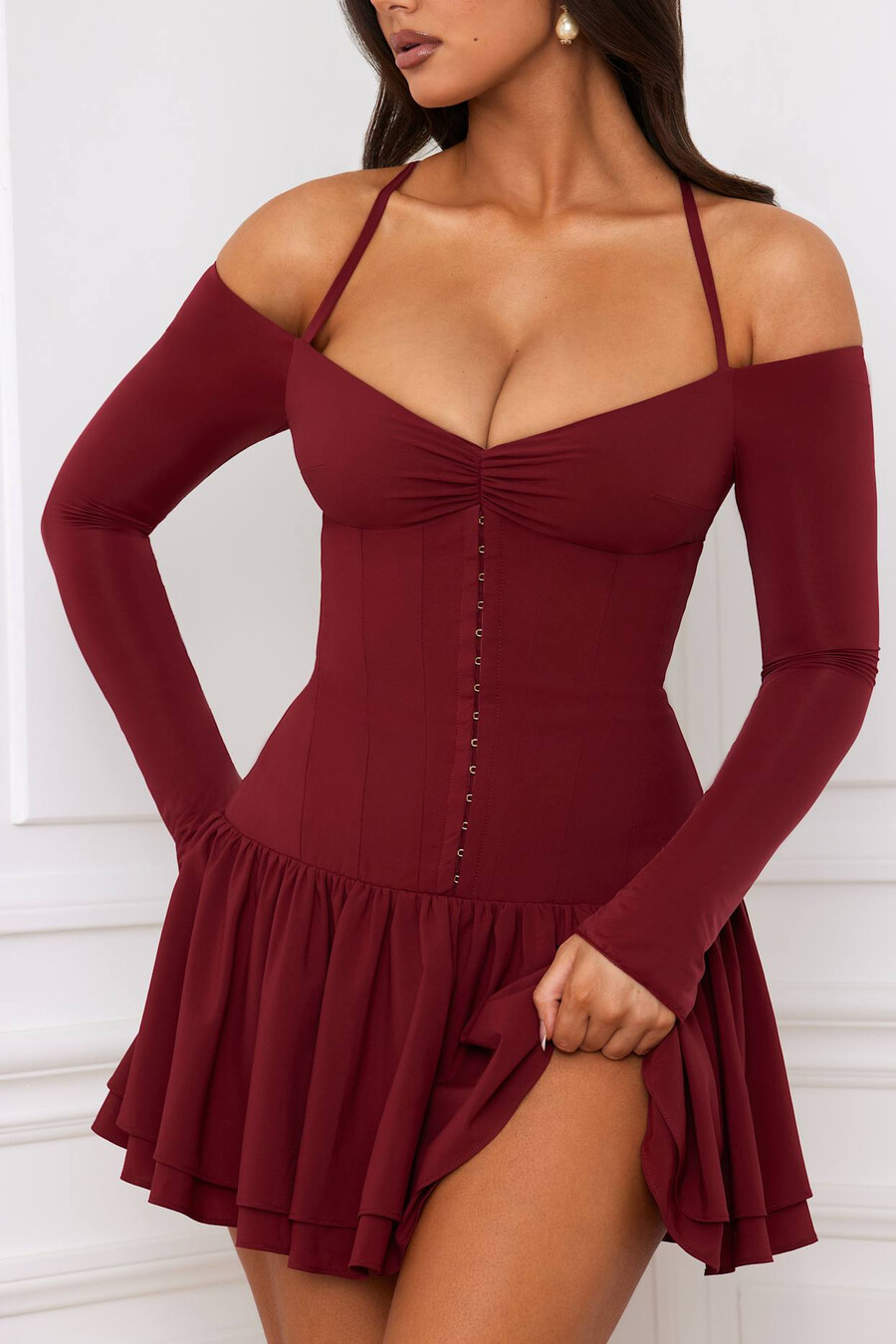 off-shoulder mini-jurk met gelaagd korset in bessenrood