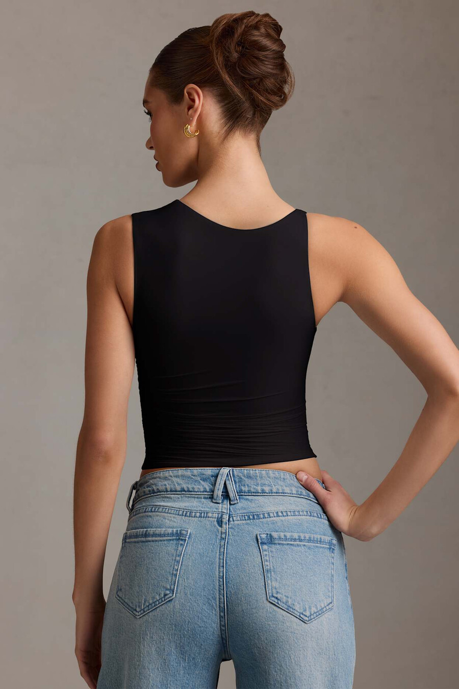 asymmetrische tanktop met plooien in zwart