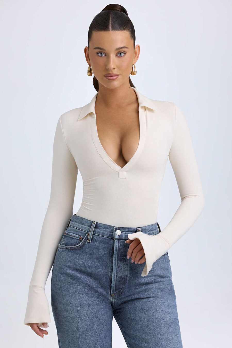 modal bodysuit met diepe v-hals in ivoor