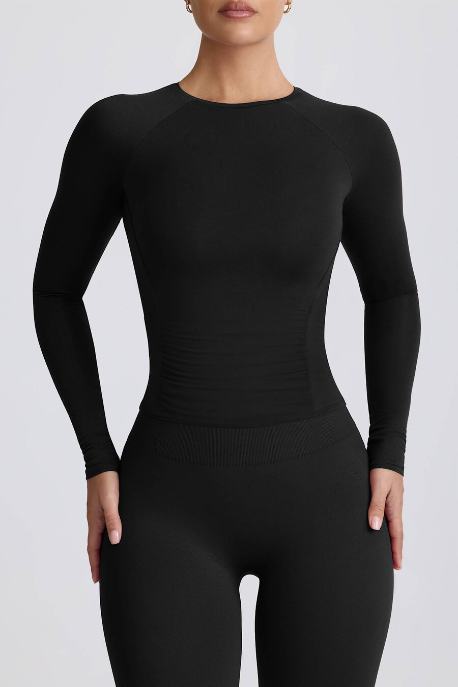 tencel modal top met lange mouwen en plooien in zwart