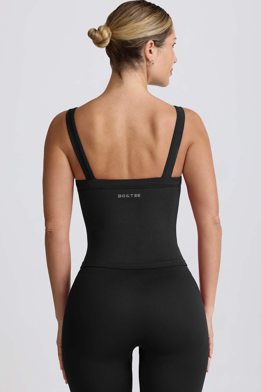 super sculpt seamless longline tanktop in zwart