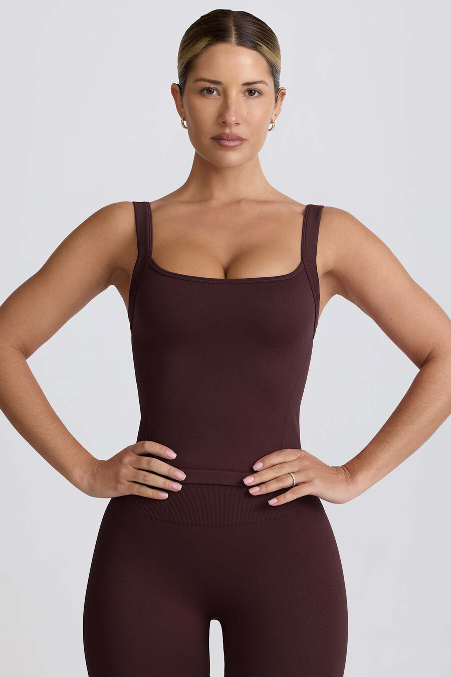 super sculpt seamless longline tanktop in chocoladebruin