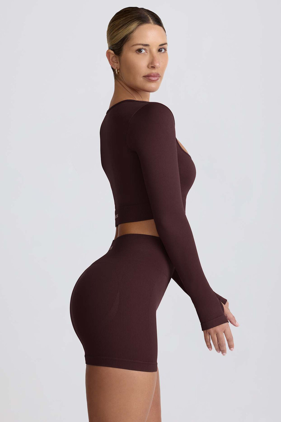 super sculpt naadloze crop top met lange mouwen in chocoladebruin