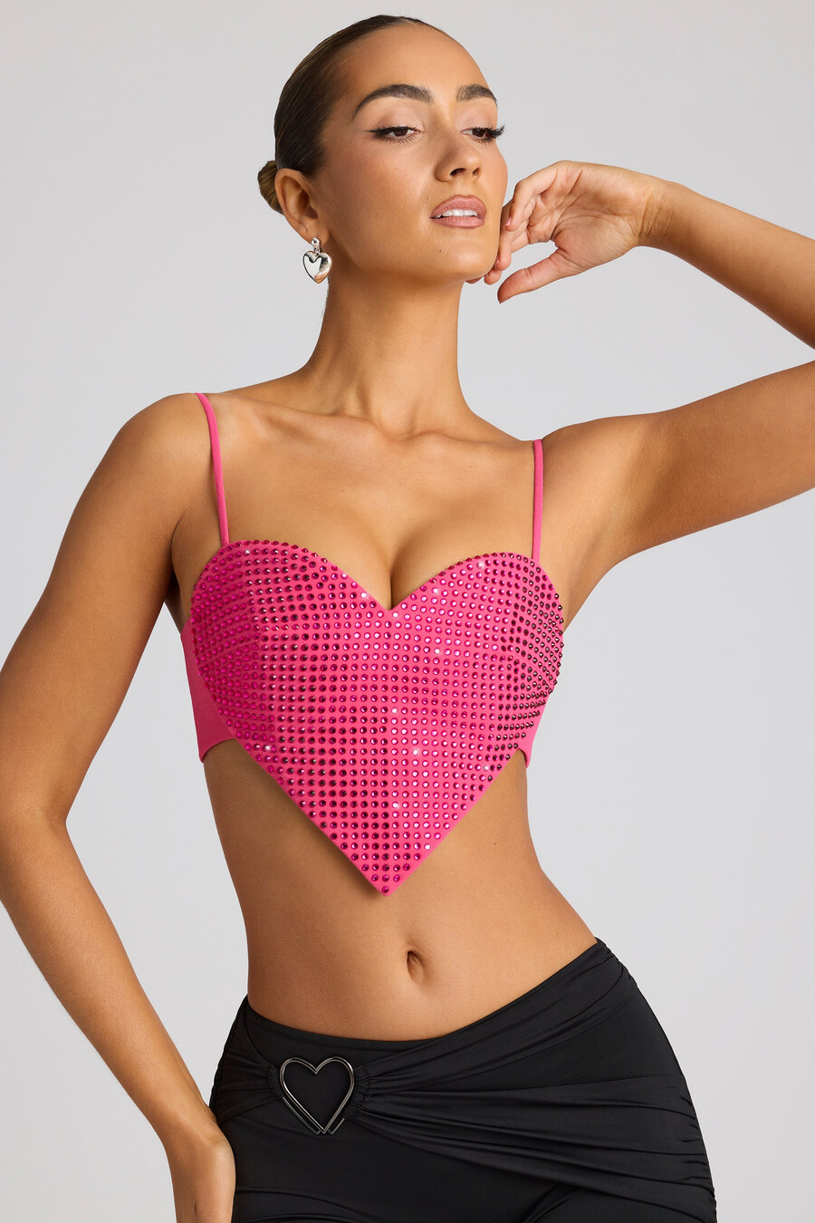 crop top met hartjesdetails in magenta.