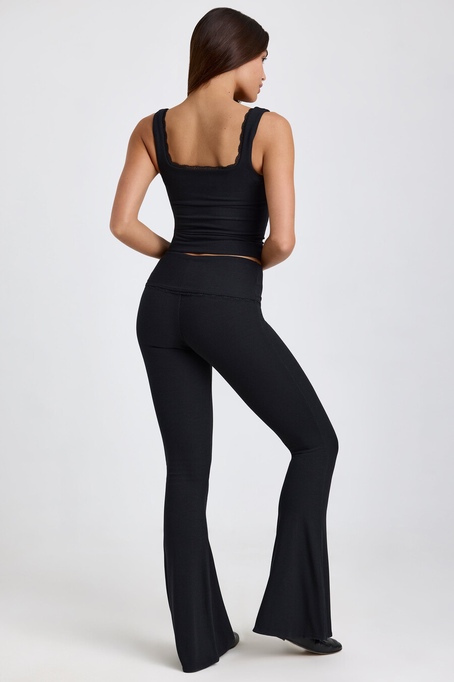 geribbelde modal tanktop met kanten afwerking in zwart