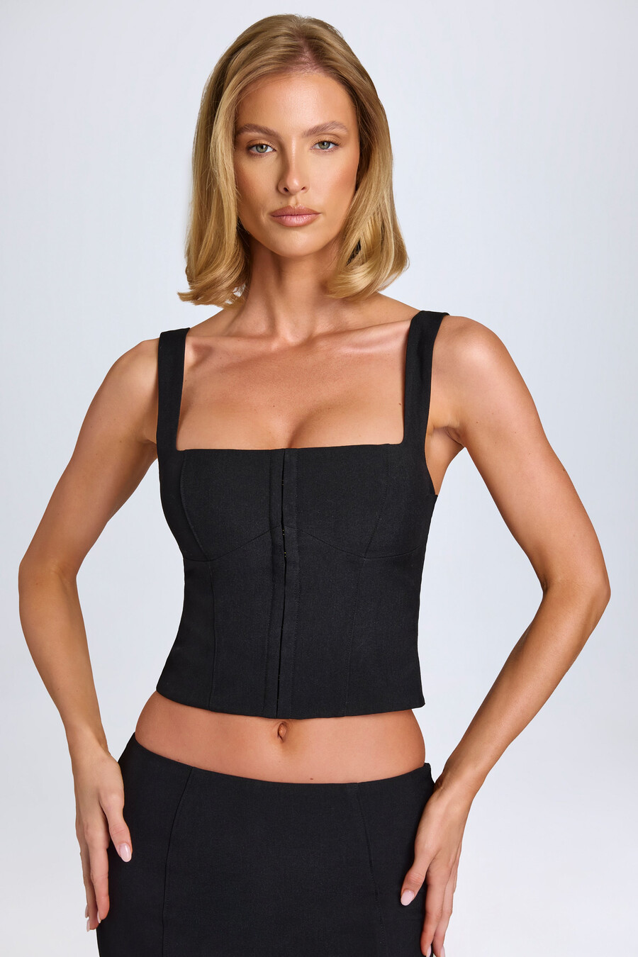 corsettop met haak-en-oogsluiting in zwart
