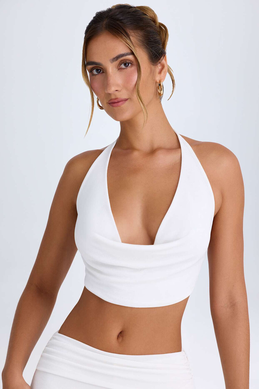 crop top met halternek en watervalhals in wit