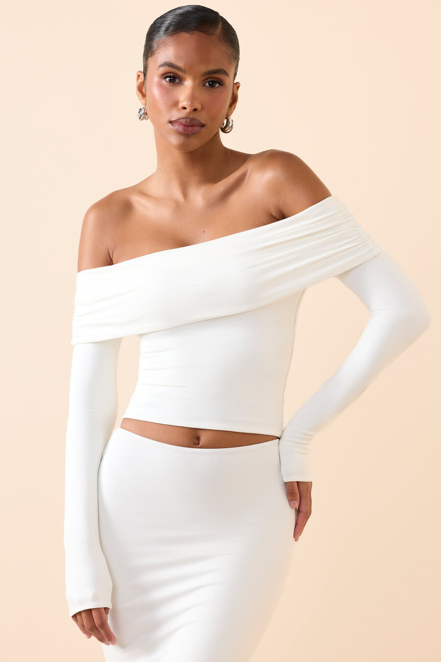 off-shoulder top met lange mouwen van modal in wit