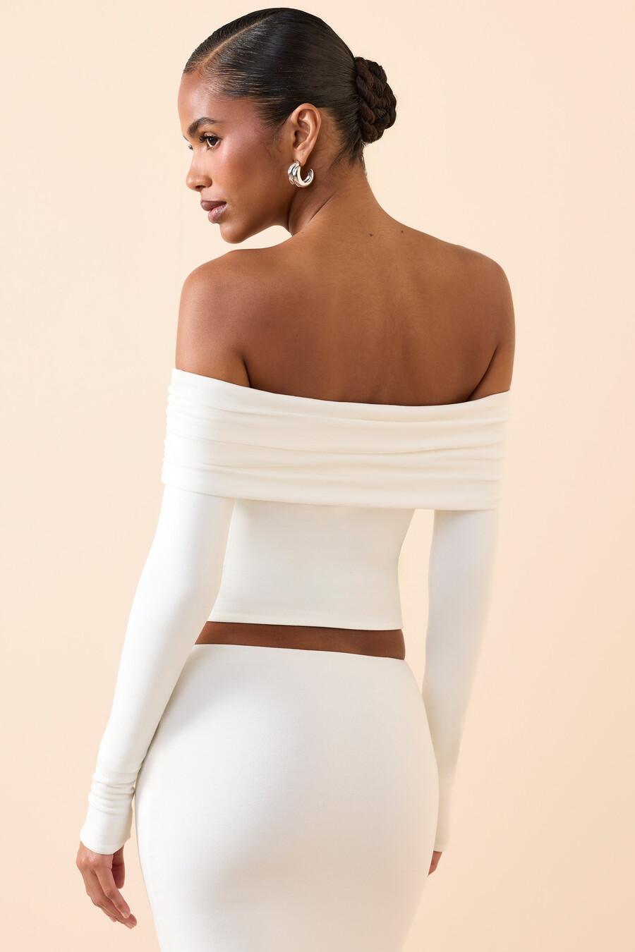 off-shoulder top met lange mouwen van modal in wit