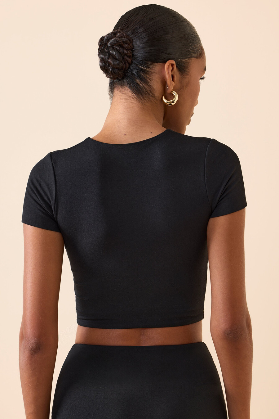 modal crop top met korte mouwen in zwart