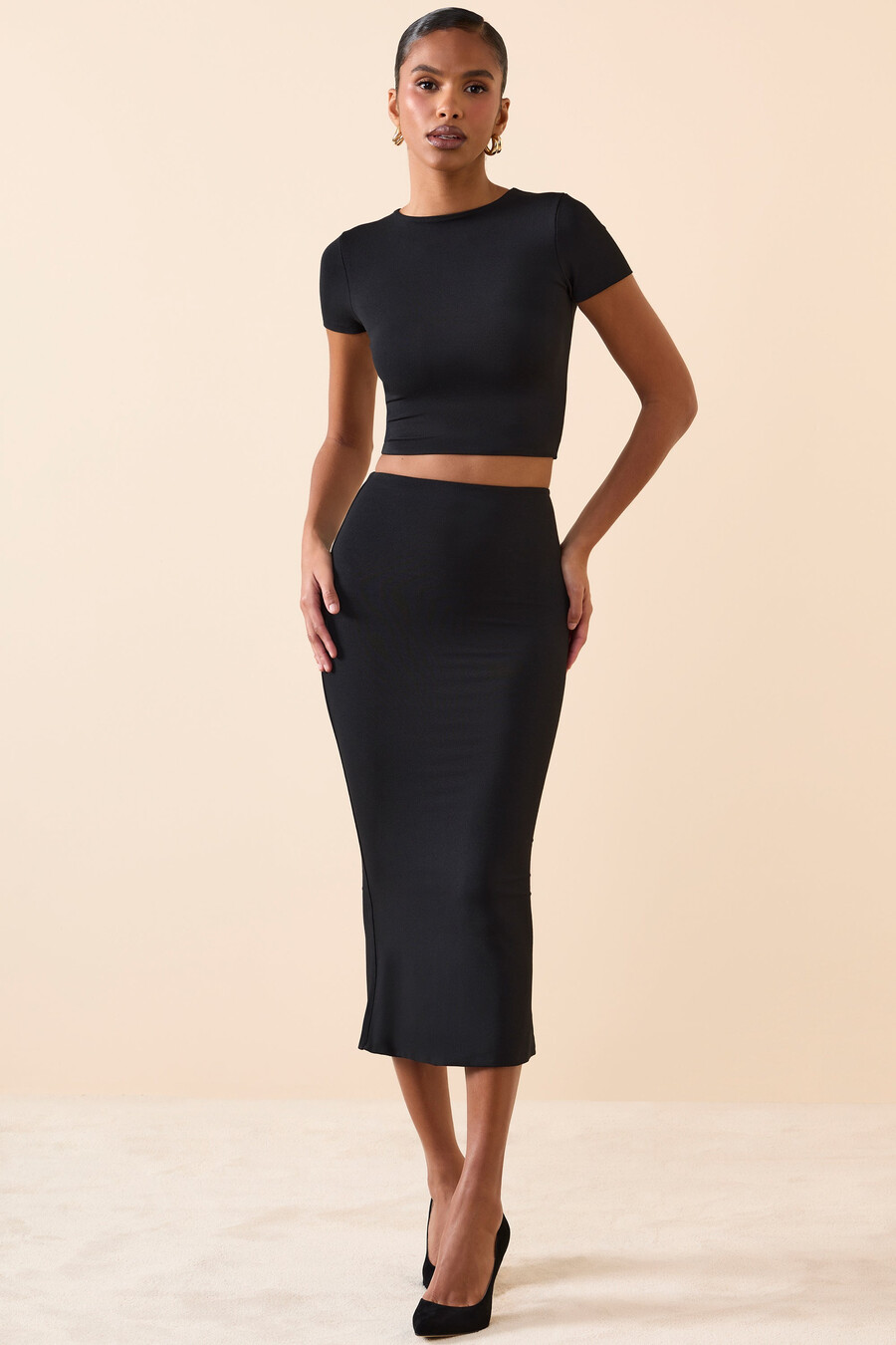 modal crop top met korte mouwen in zwart