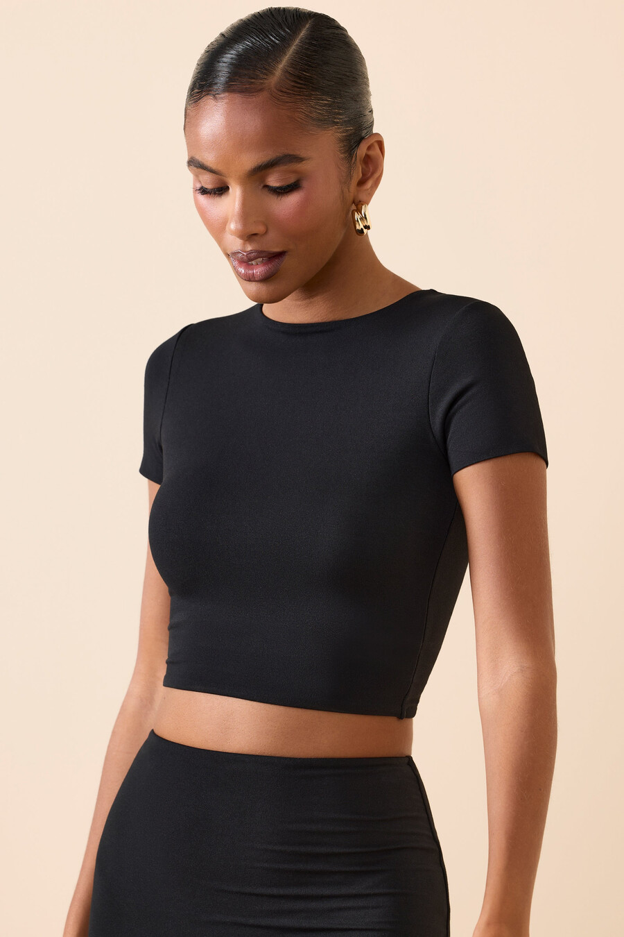 modal crop top met korte mouwen in zwart