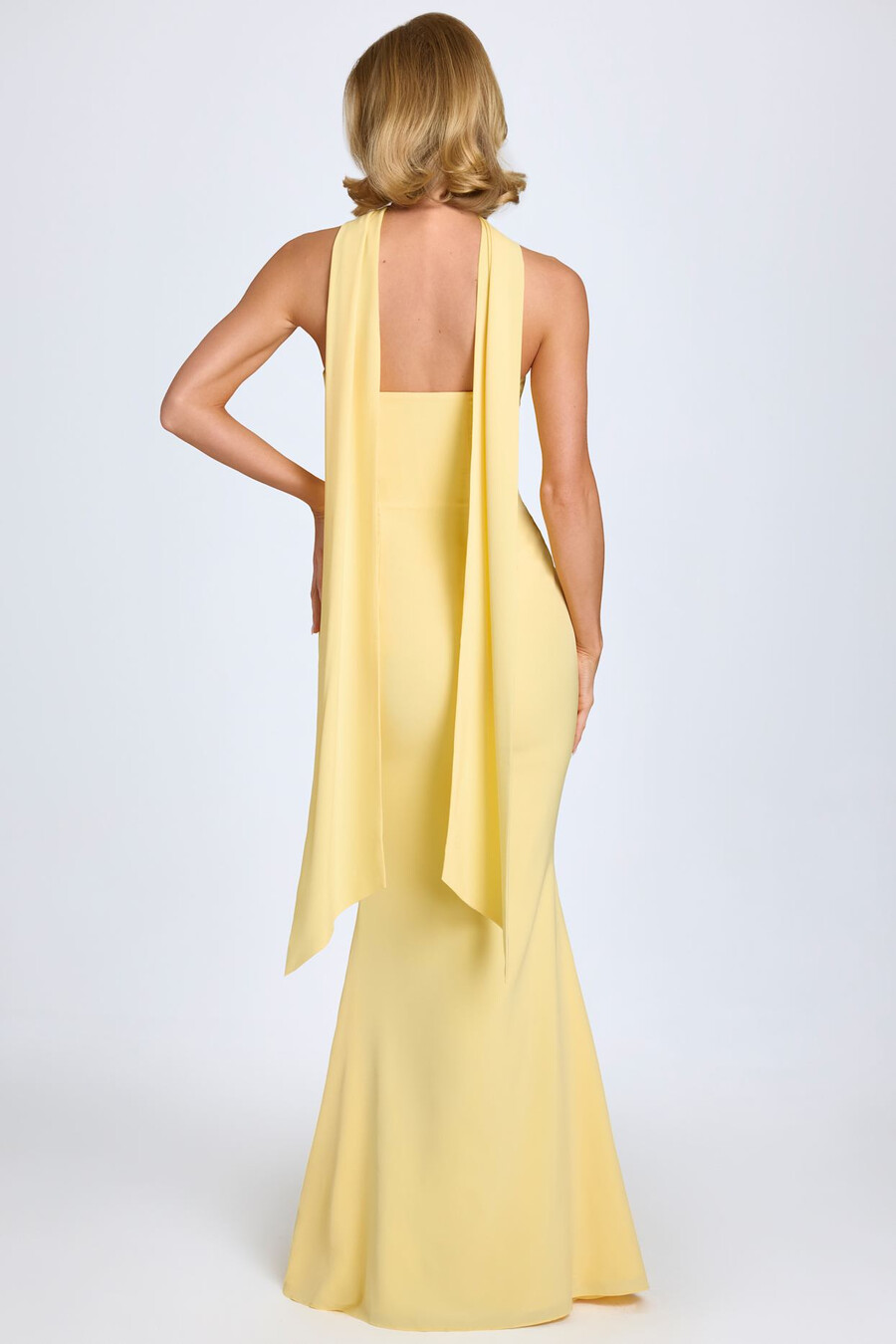 strapless jurk met sjaaldetails in pastelgeel